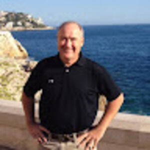 Meet your Posher, Dennis